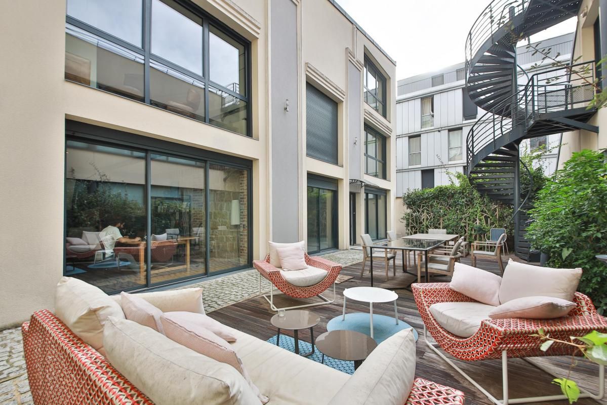 Location bureaux 374 m² non divisibles