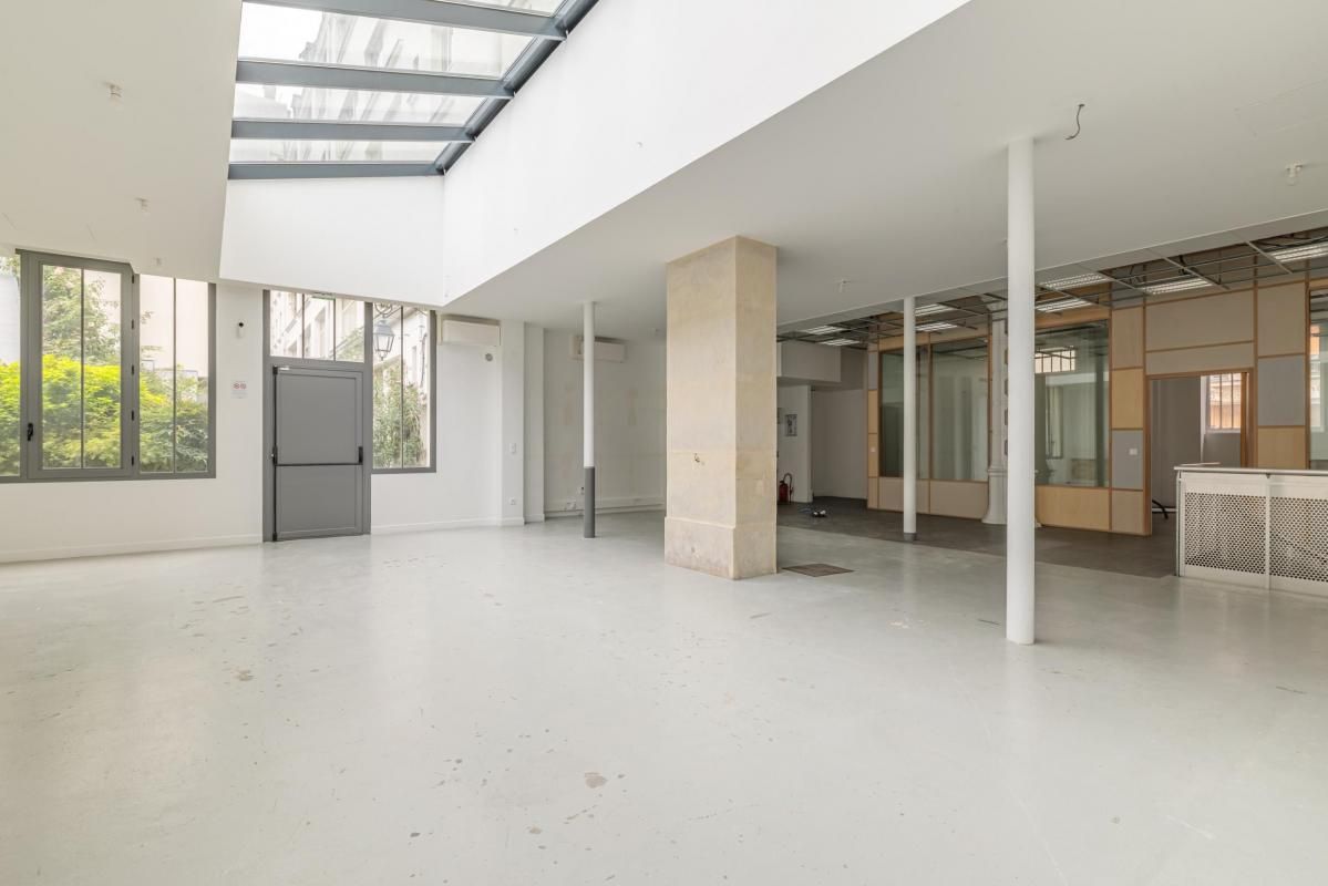 Location bureaux 238 m² non divisibles