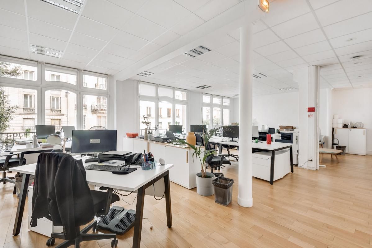 Location bureaux 114 m² non divisibles