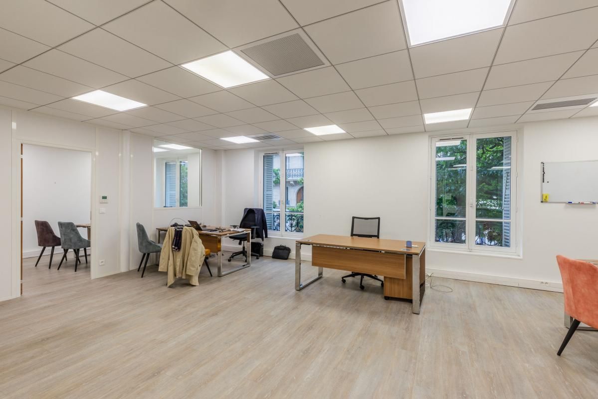 Location bureaux 170 m² non divisibles