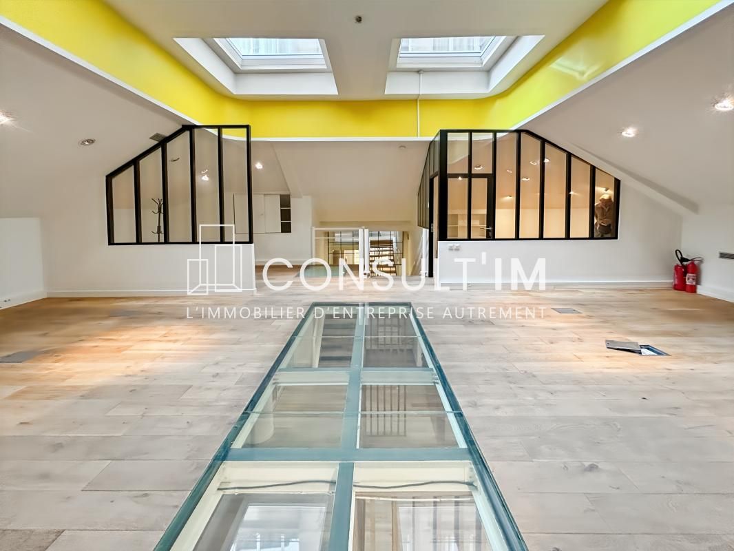 Location bureaux 179 m² non divisibles