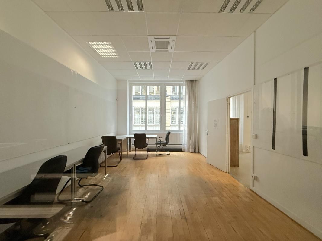 Location bureaux 116 m² non divisibles