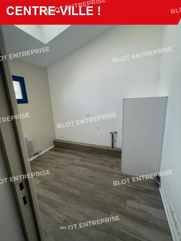 Location bureaux 40 m² non divisibles