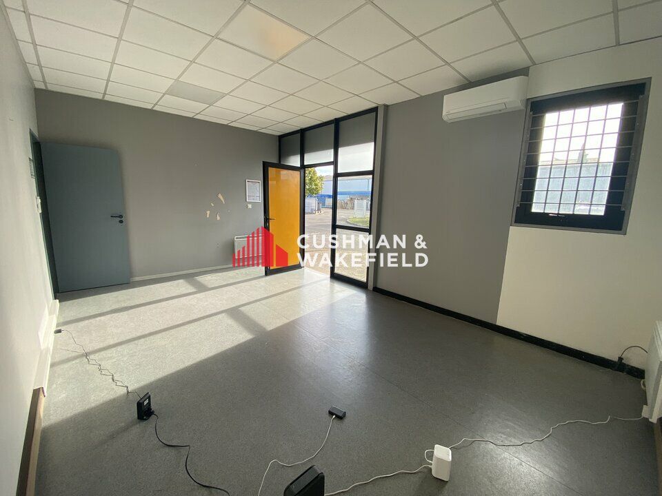 Location activité/entrepôt - 100 m²