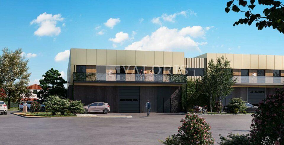 Vente local d''activites 3861 m² divisibles à partir de 246 m²