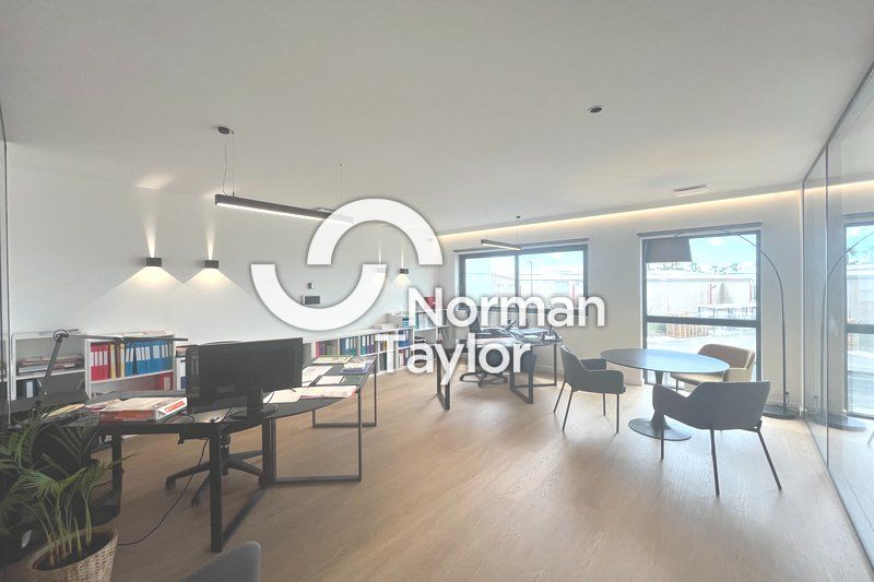 Location bureaux 200 m² non divisibles