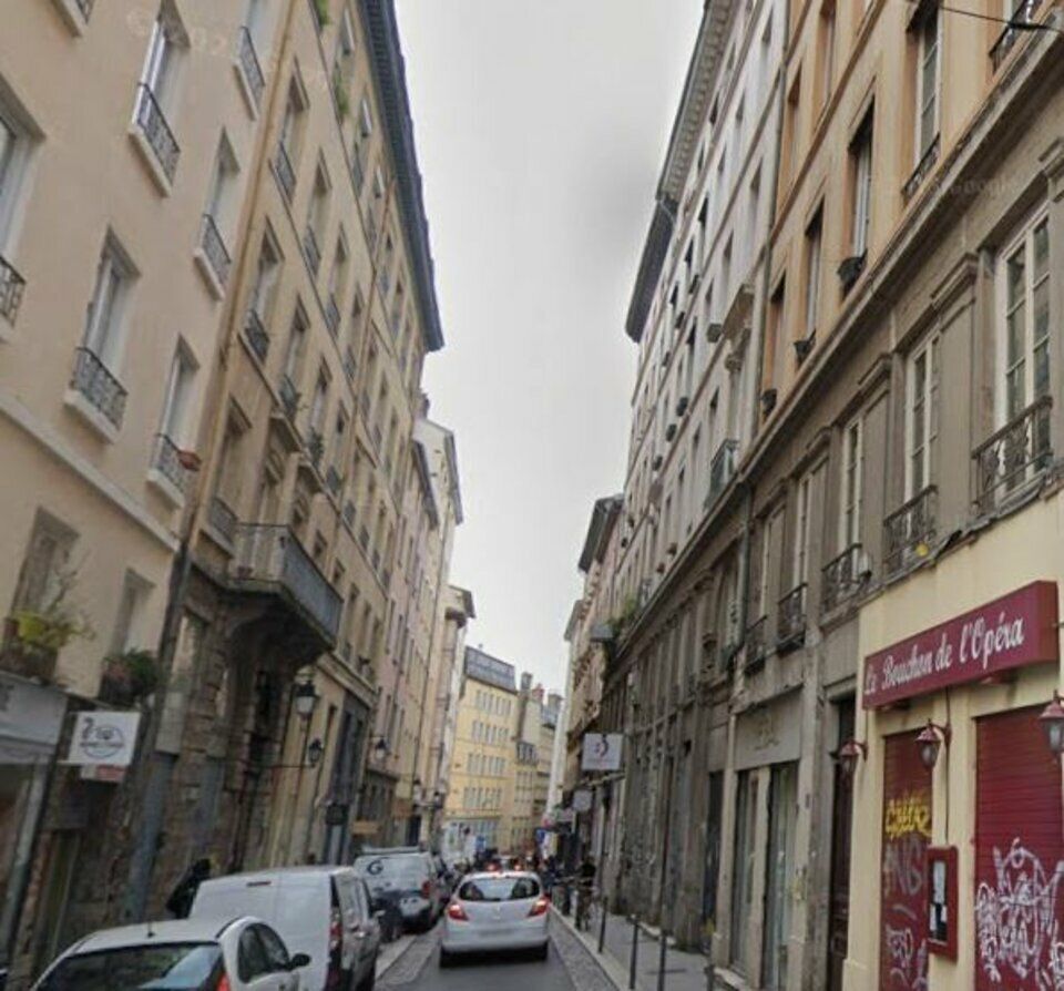 Location local commercial 30.19 m² non divisibles