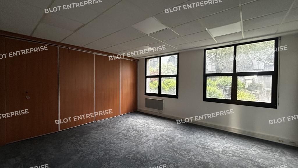 Location bureaux 169 m² non divisibles