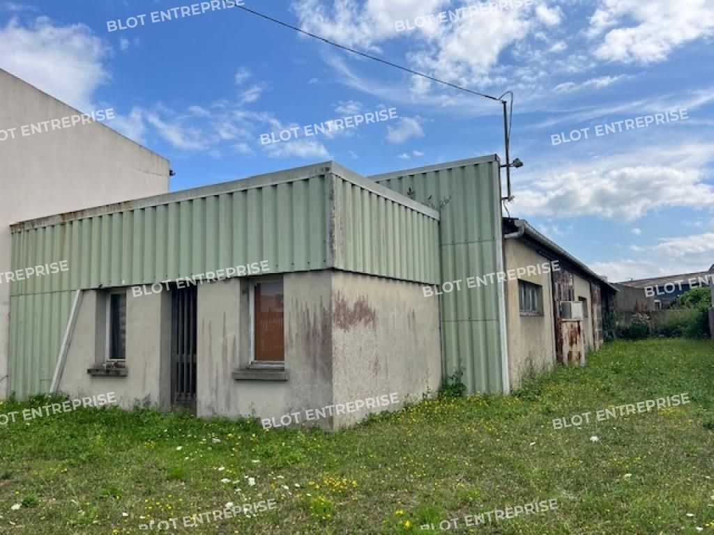 Vente entrepôts 260 m² non divisibles
