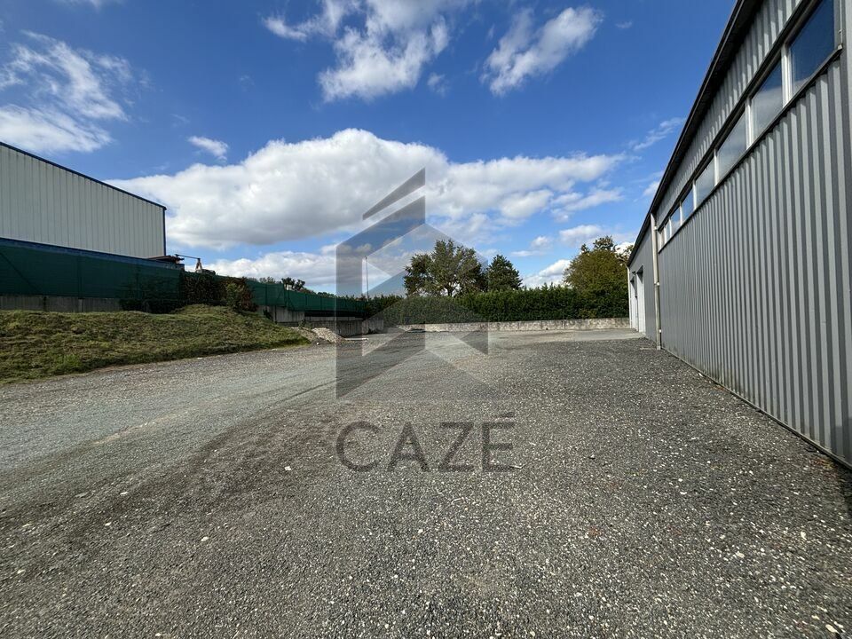 Location local d''activites 1000 m² non divisibles