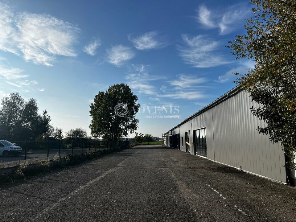 Vente local d''activites 850 m² non divisibles