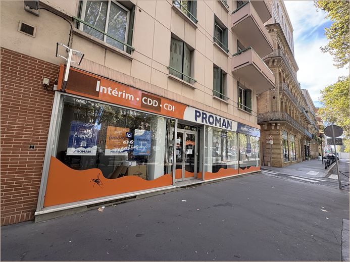 Location Commerce/boutique 80 m² non divisibles