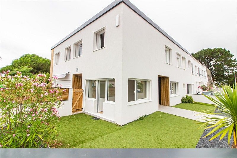 Location bureaux 73 m² à LA BAULE ESCOUBLAC