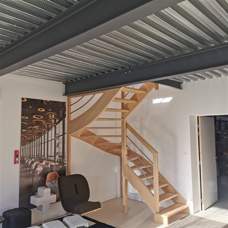 Location entrepot 153 m² à PORNICHET