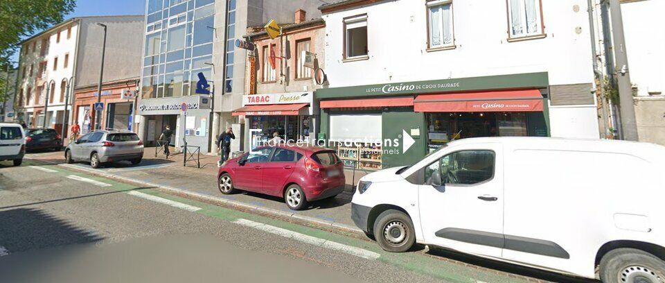 Location local commercial 427 m² non divisibles
