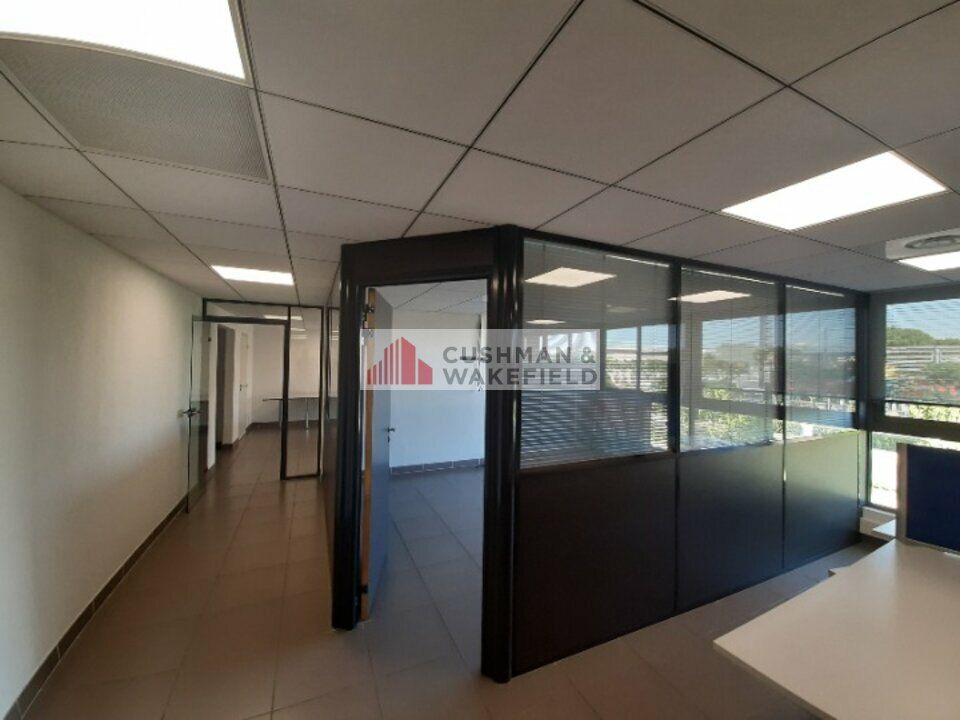 Location bureaux 160 m² non divisibles