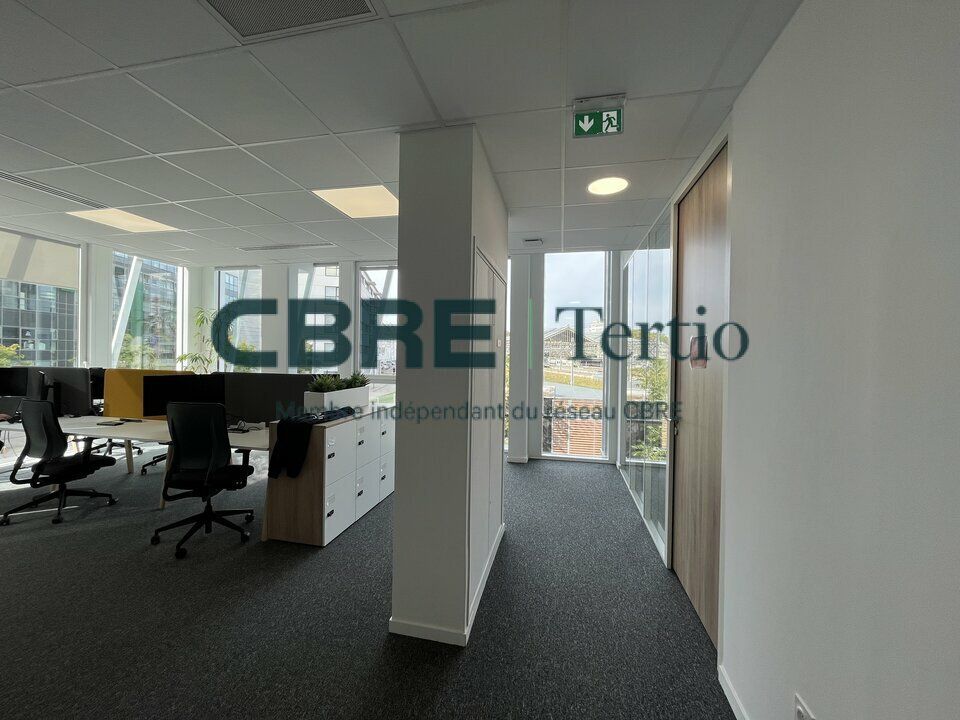 Location bureaux 312 m² non divisibles