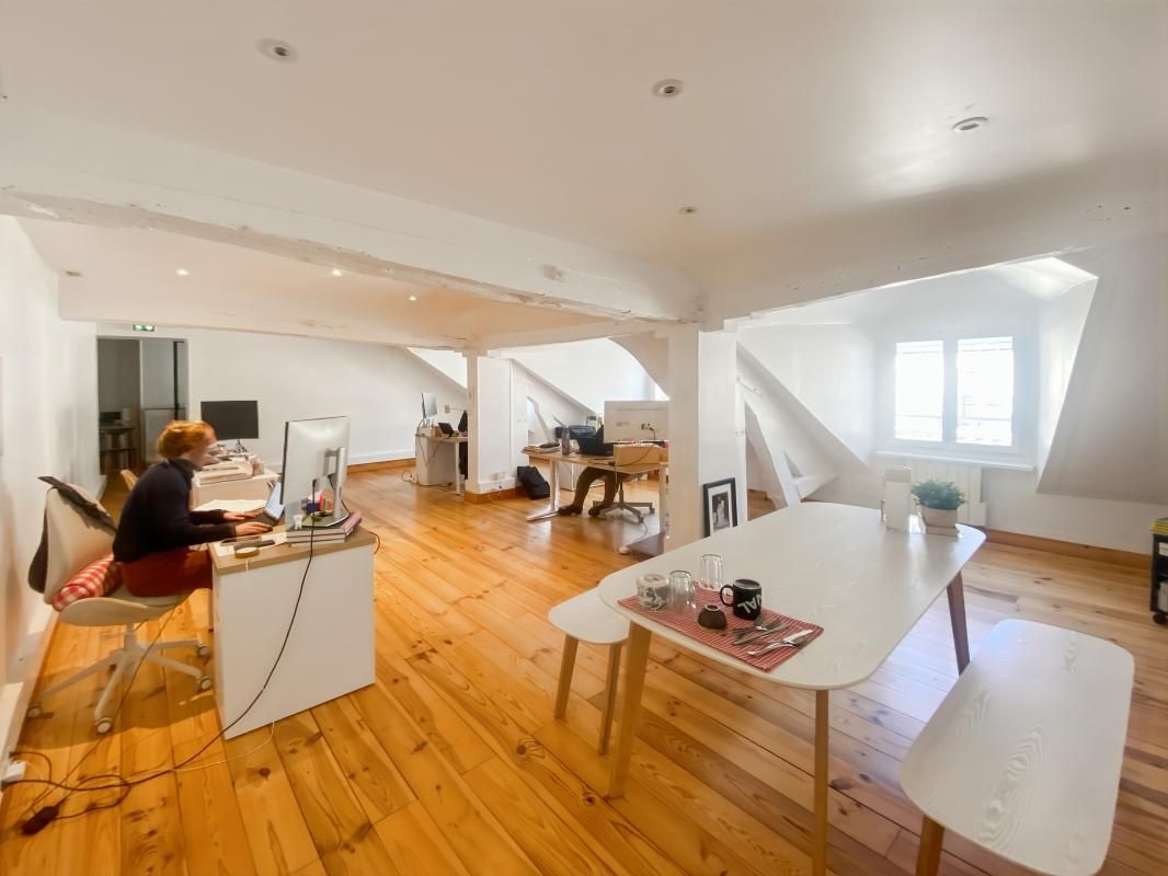 Location bureaux 74 m² divisibles à partir de 74 m²