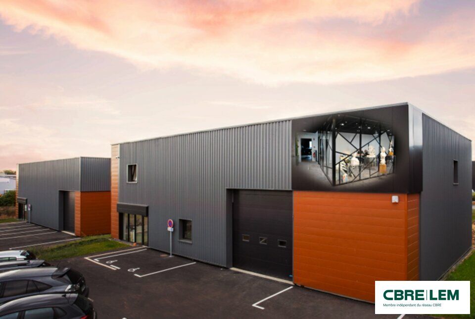 Location local d''activites 470 m² non divisibles