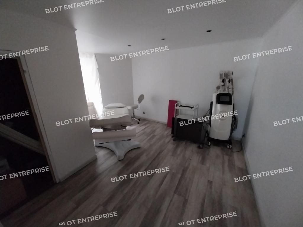 Vente local commercial 40 m² non divisibles