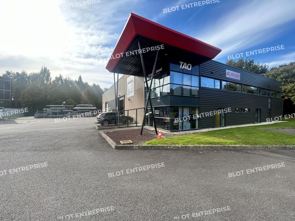 Location entrepôts 1163 m² non divisibles