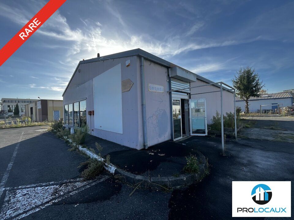 Location local commercial 225 m² non divisibles