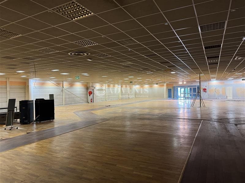 Local à usage de commerce à louer – Zone commerciale – Vendenheim