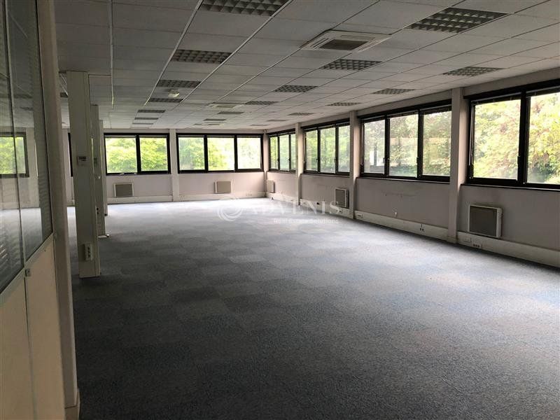 Location bureaux 253 m² divisibles à partir de 72 m²