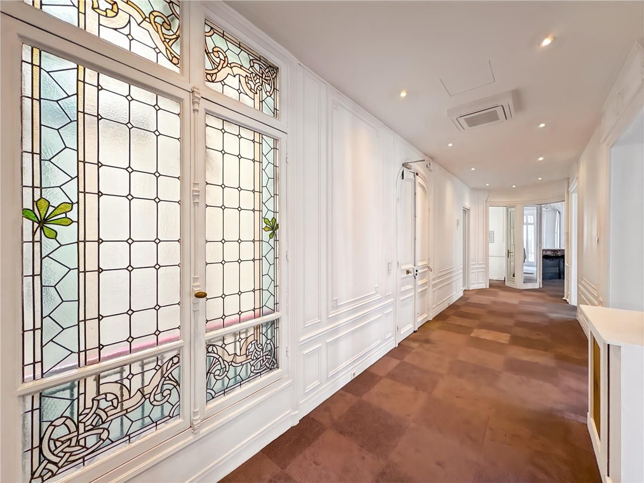 Location bureaux 960 m² non divisibles