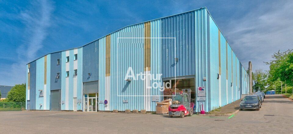 Location local d''activites 783 m² non divisibles
