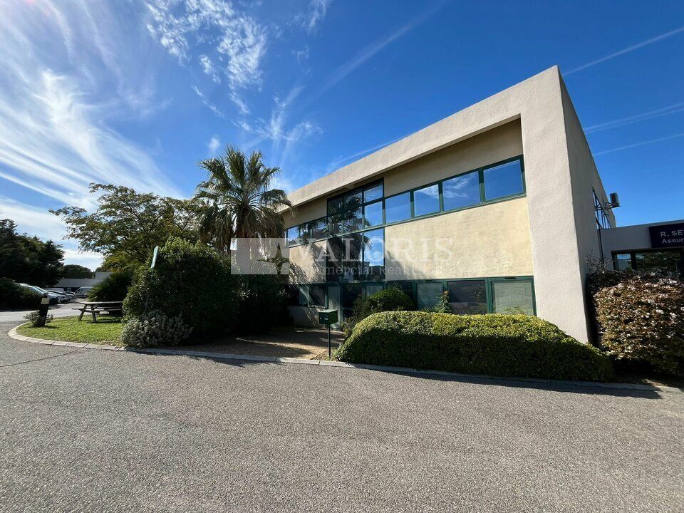 Vente bureaux 269 m² non divisibles