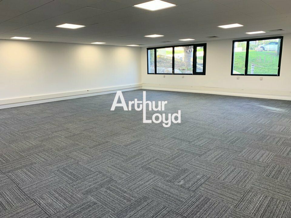 Plateaux de bureaux à louer divisibles dès 36 m²- Sophia Antipolis