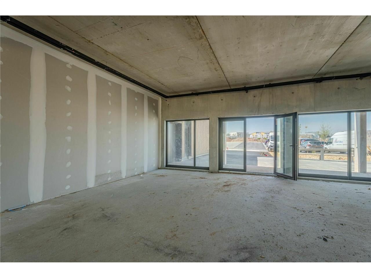 Vente local commercial 108 m² à Épron