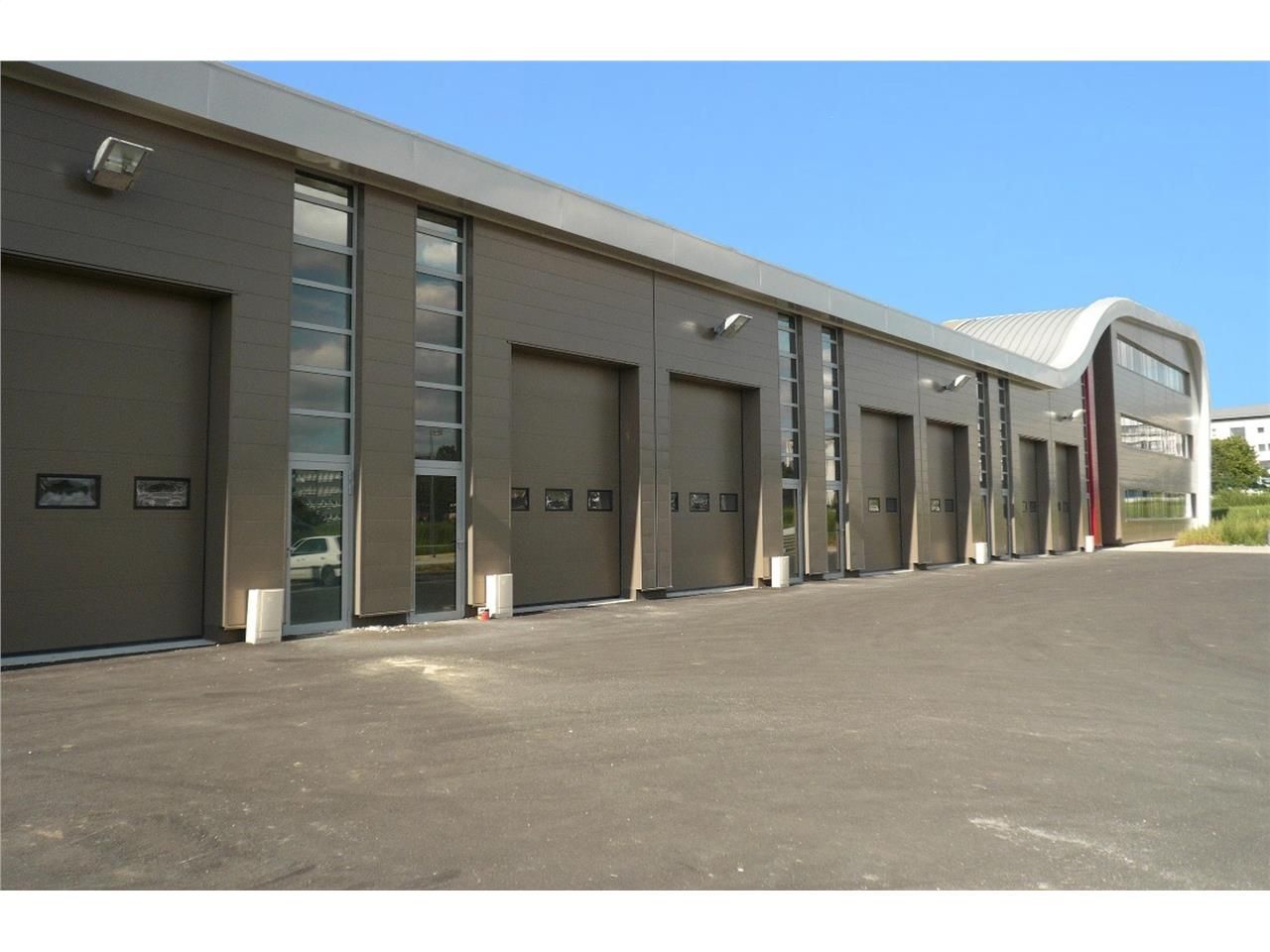 Location local 165 m² à Caen