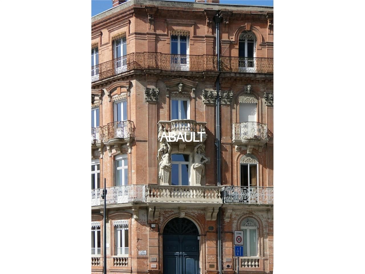 À vendre – Murs commerciaux loués avec locataire en place