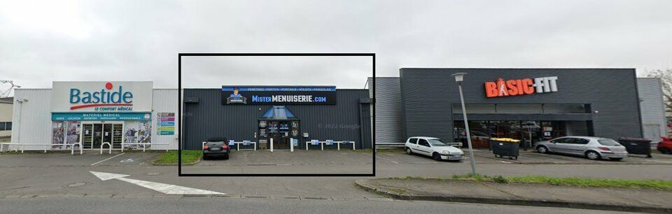 Location local commercial 450 m² non divisibles