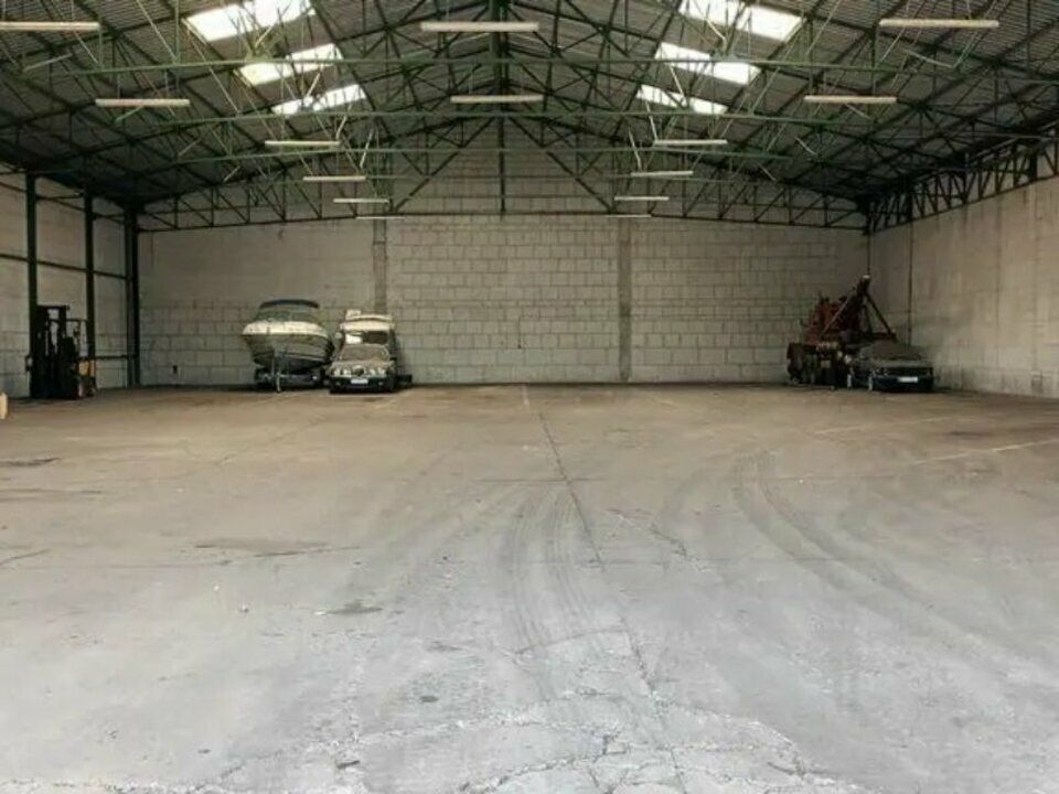 Local d'activités à louer de 1214 m² - Le Havre (76)