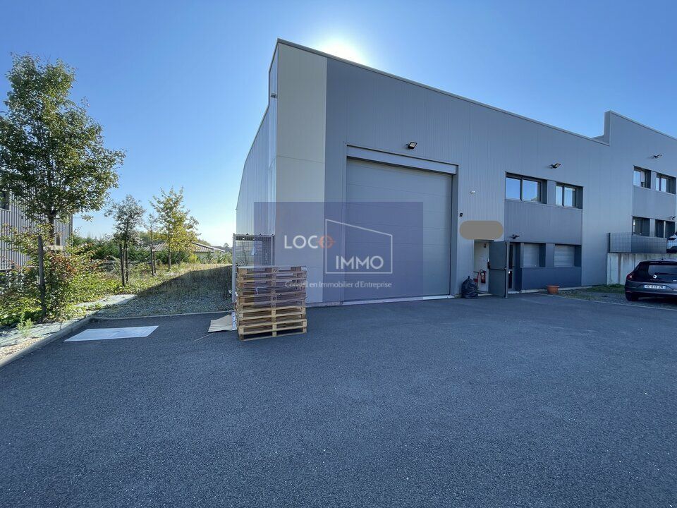 À LOUER – Local d'activité indépendant – Pompignac (33)