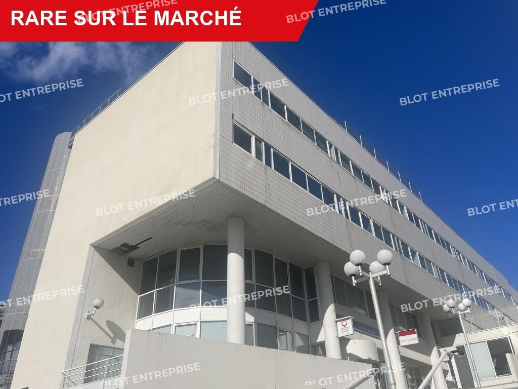 Vente bureaux 1275 m² non divisibles