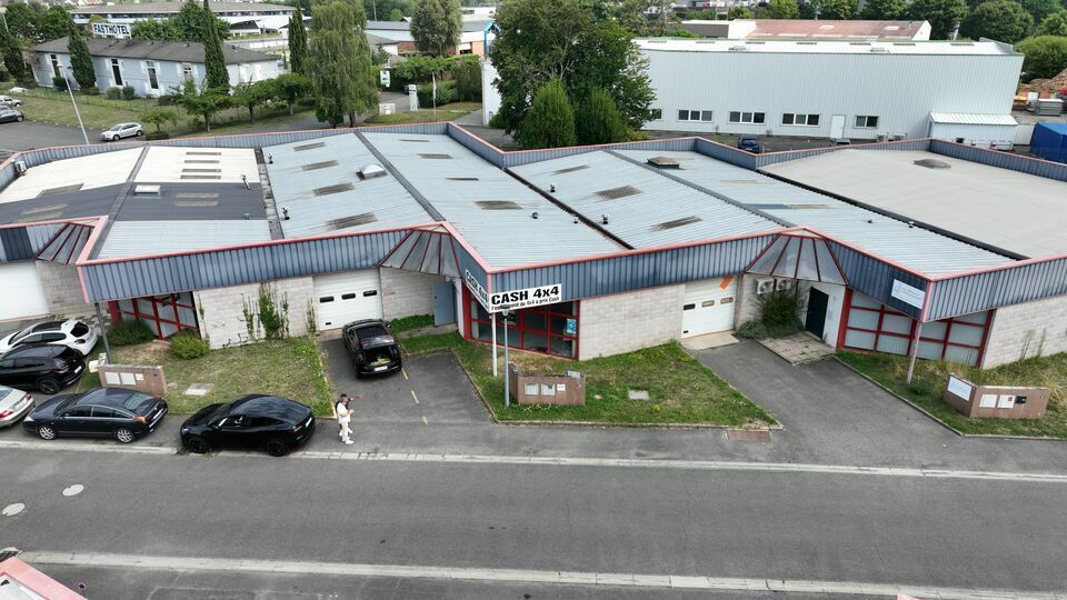 Vente local commercial 470 m² non divisibles