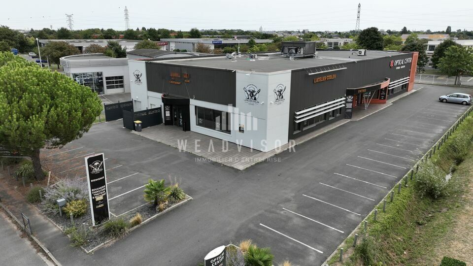 Location local commercial 471 m² non divisibles