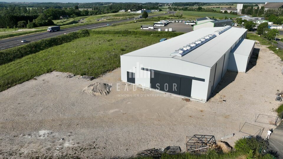 Vente local d''activites 2767 m² non divisibles