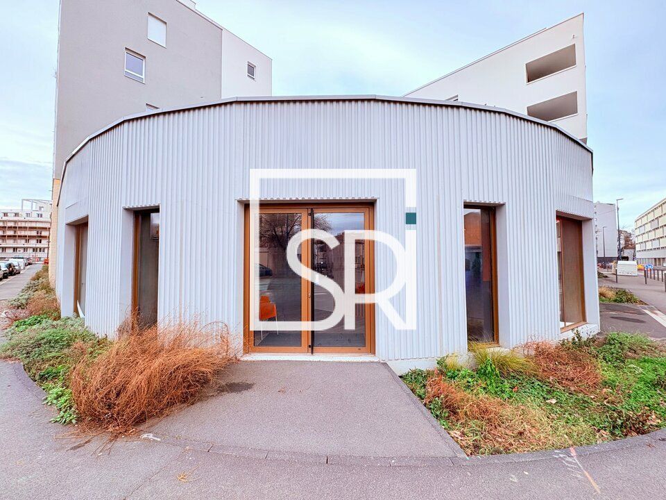 Location bureaux 95 m² non divisibles