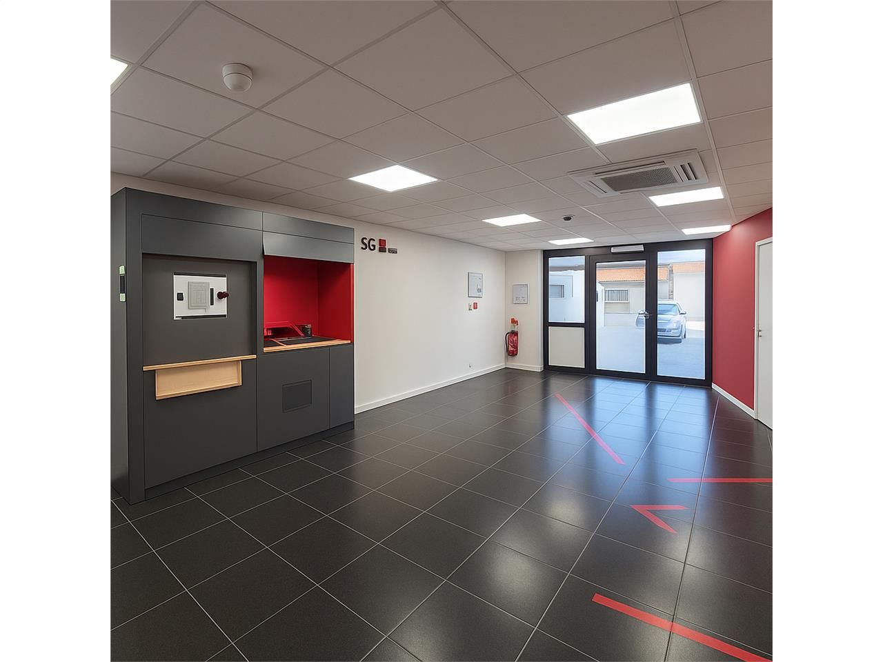 Location local commercial 160.00 m² à PESSAC