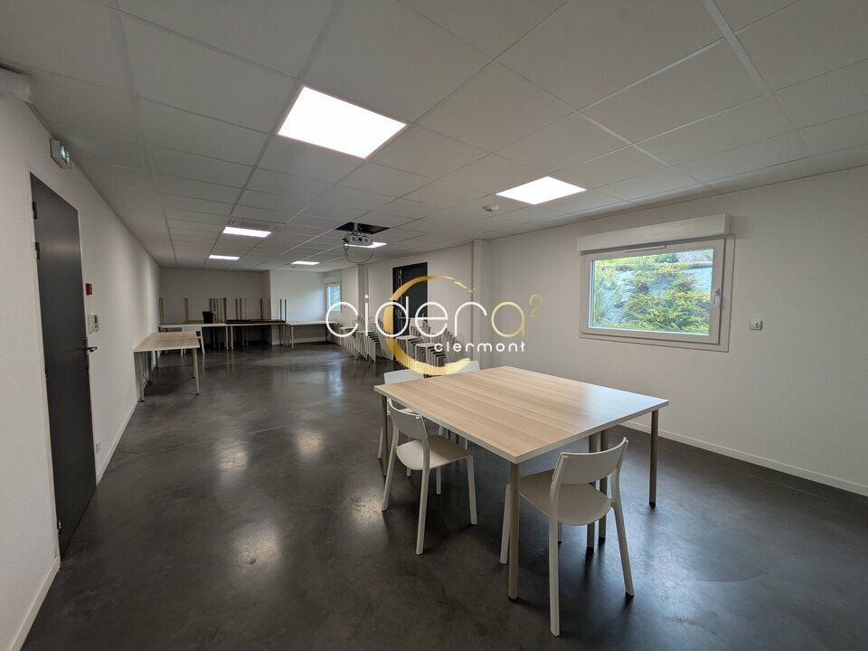 Location bureau avec espaces partagés à Romagnat