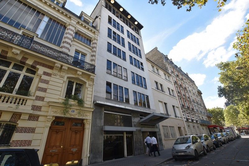 Location bureaux 12 m² divisibles à partir de 12 m²