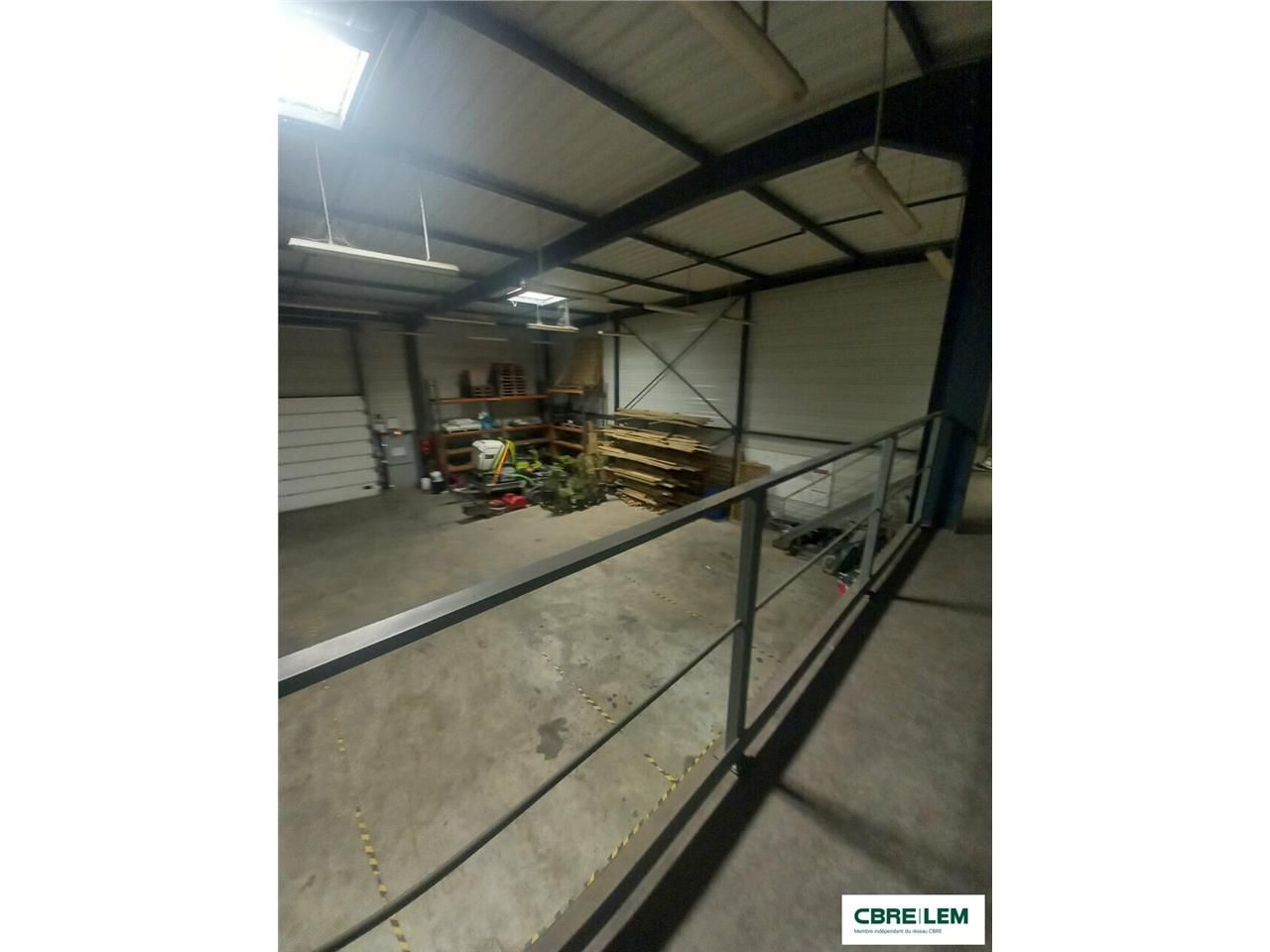 Emplacement premium - Visibilité périphérique - produit rare.