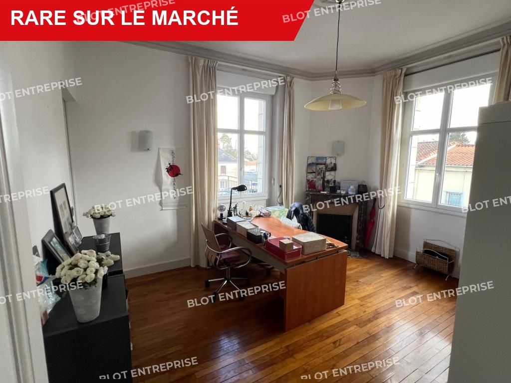 Vente bureaux 518 m² non divisibles