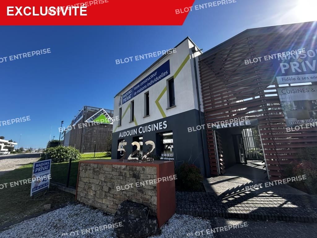 Location local commercial 125 m² non divisibles