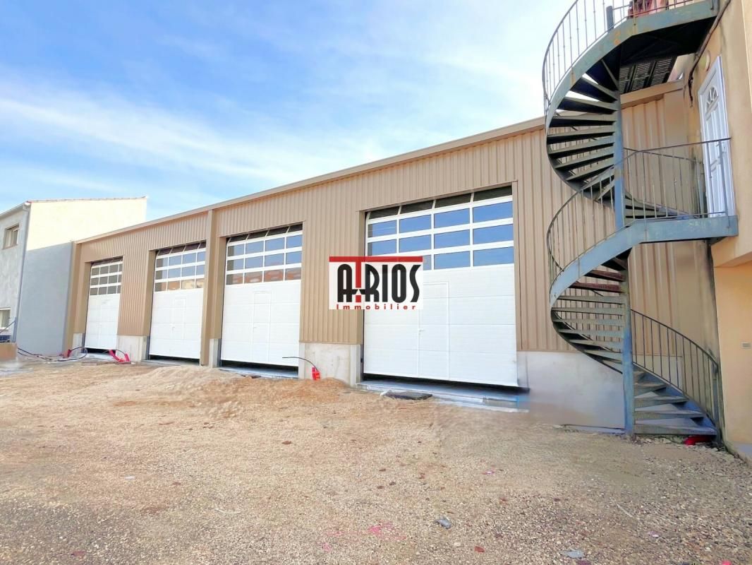 Location entrepôts 46 m² non divisibles